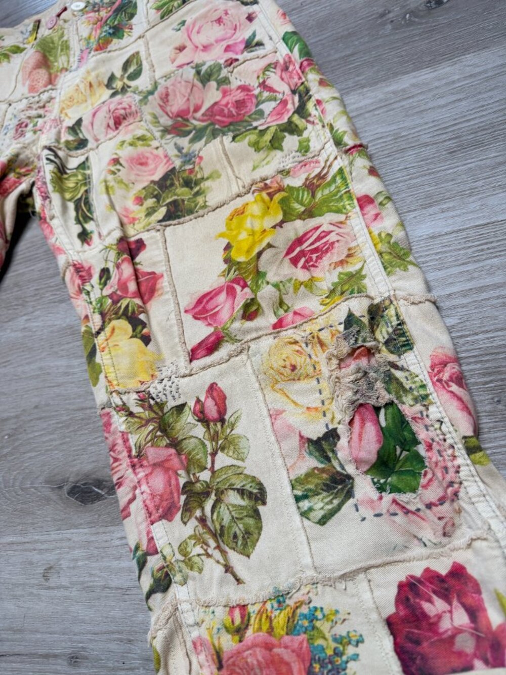 Magnolia Pearl Miner Pants Rare - Floral Patchwork - Picture 4 of 9